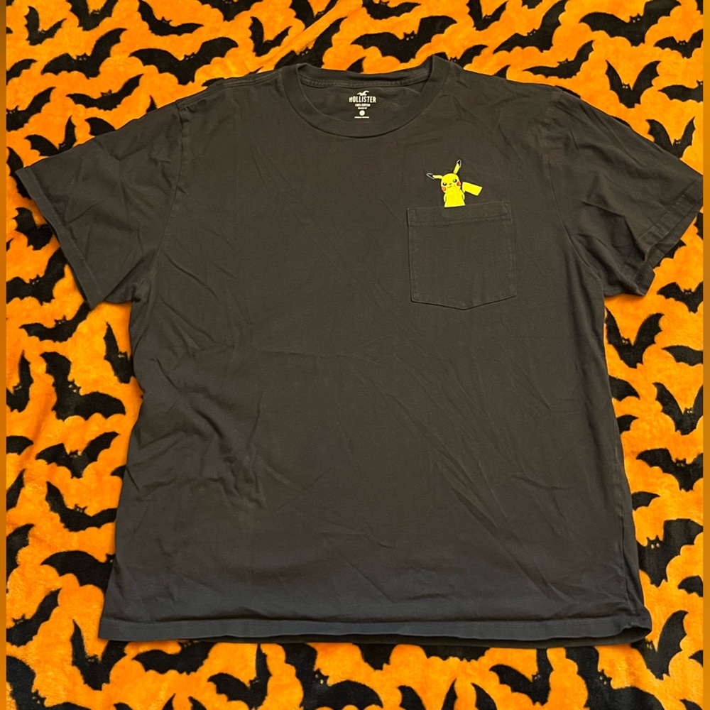 Pikachu Pocket T-Shirt, XL